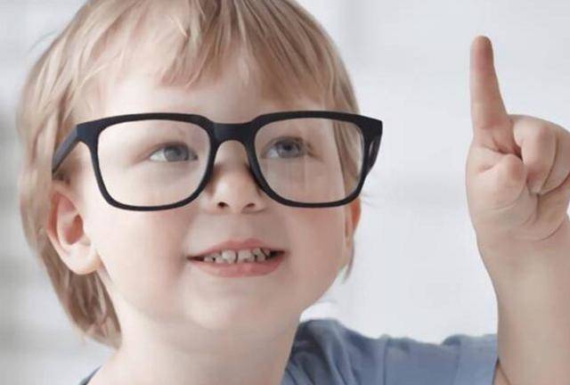 弱视对幼儿发展影响,弱视以后对孩子有什么影响