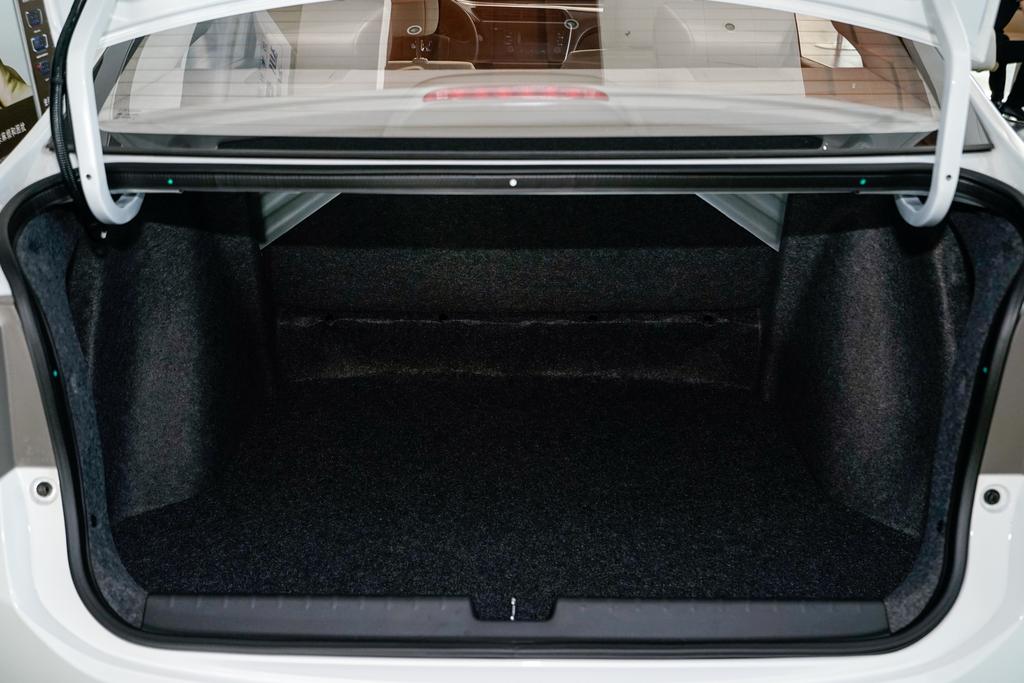 老款本田锋范手动值不值得买,二手车锋范经典好还是八代思域好