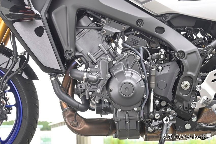 闆呴┈鍝坱racer9鍥藉唴鍞环,闆呴┈鍝坱racer9gt璇勬祴