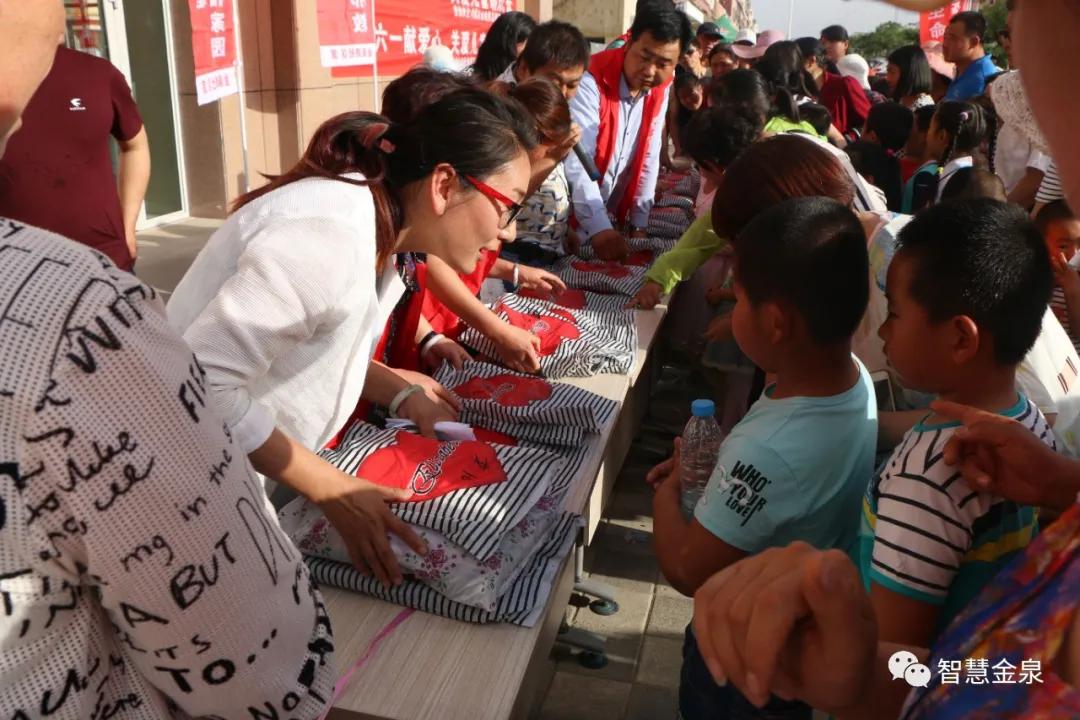 退役军人不褪色返乡基层展芳华,金山区退役军人风采