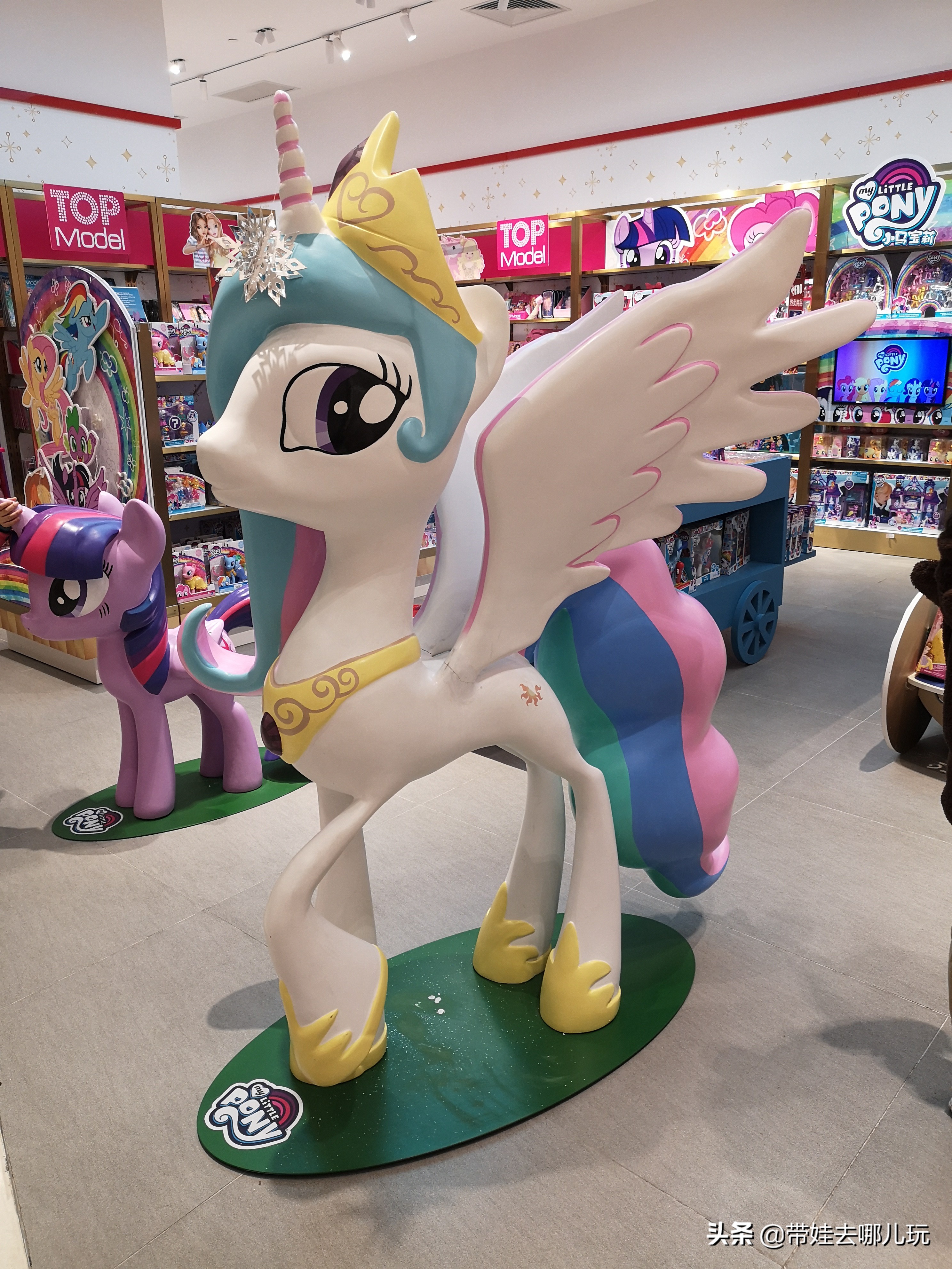 周末去哪遛娃娃最好玩,周末去哪遛娃玩最好