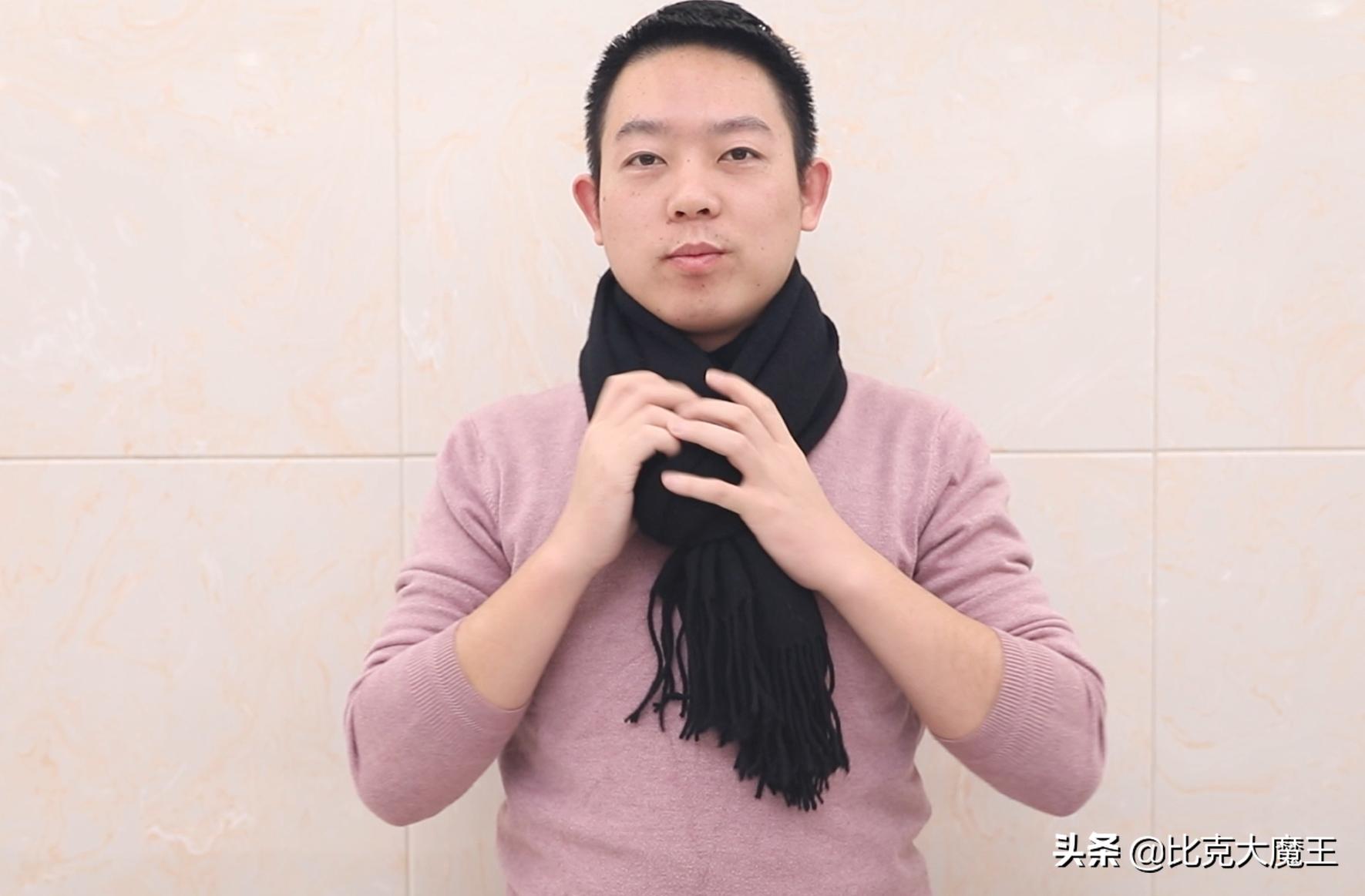 妹子手把手教你围巾的9种系法,教你8种不同的围巾系法