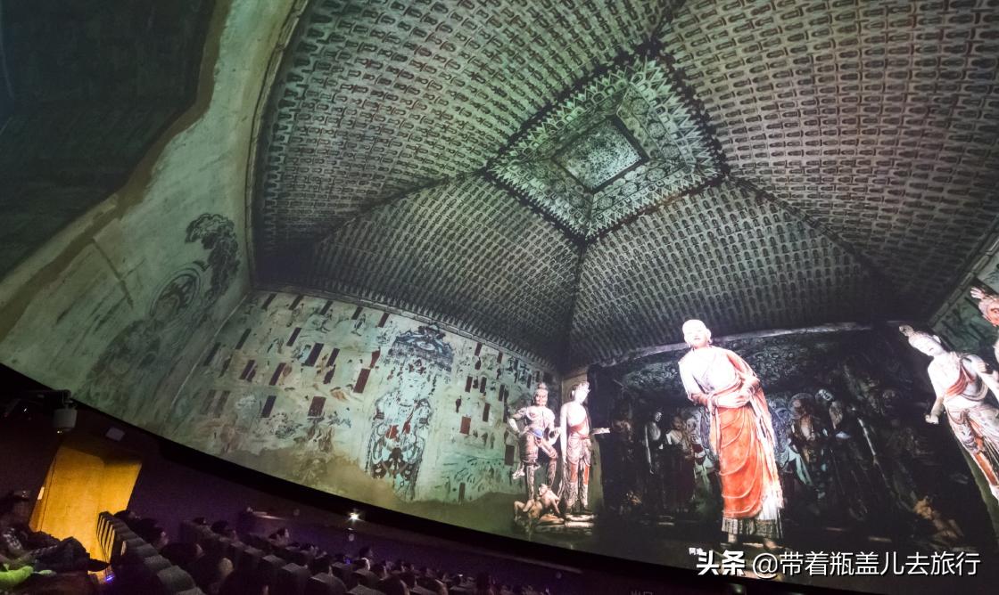 敦煌莫高窟如何游玩，十四张图片带你领略丝绸之路上的艺术瑰宝