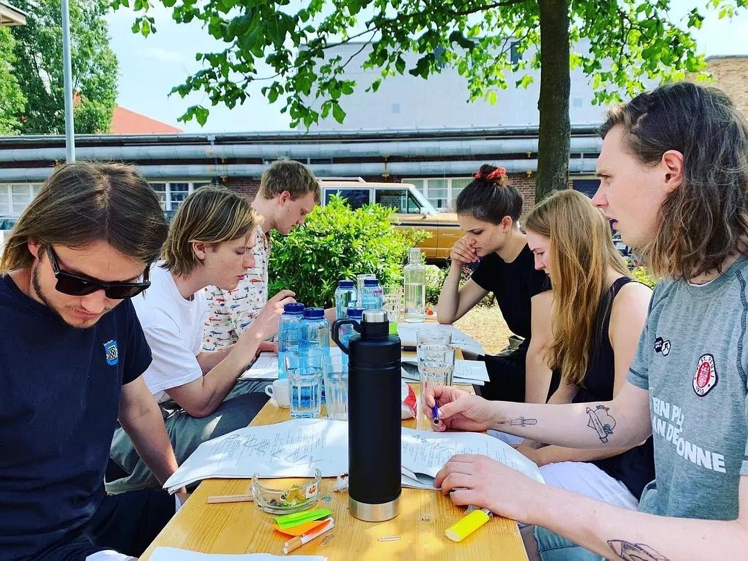 情侣毫无征兆分手,即将分手征兆