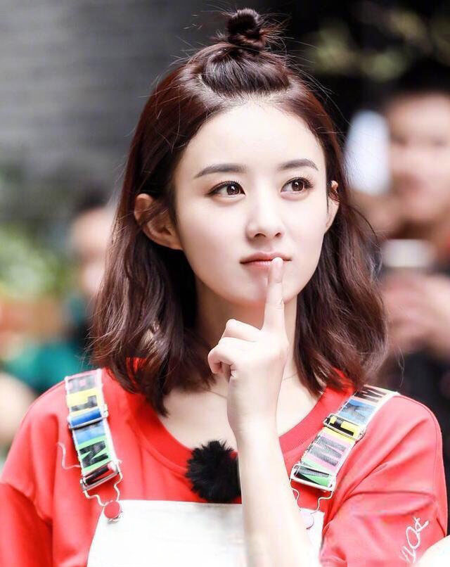 超减龄双丸子头,凌乱减龄高丸子头