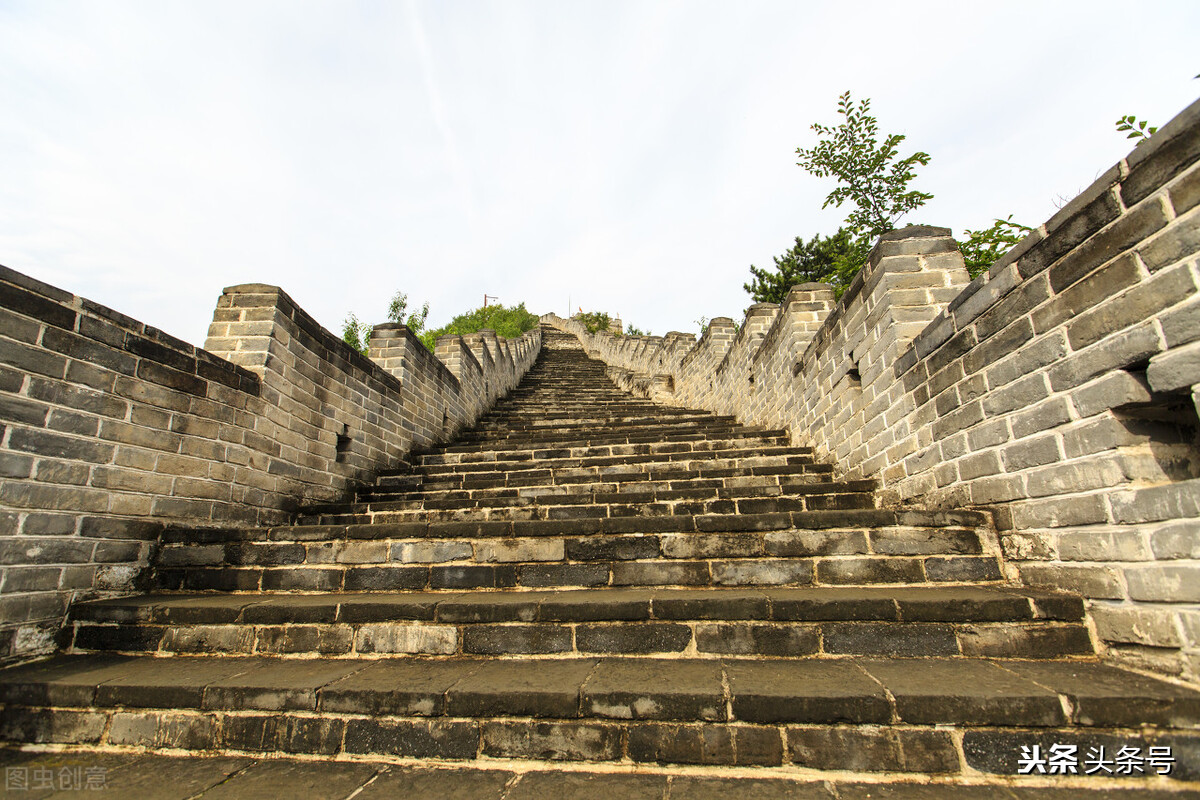 长城的历史背景,长城图腾