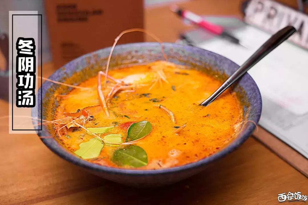 泰国美食街边小吃生吃,超好吃泰国小吃街头甜品