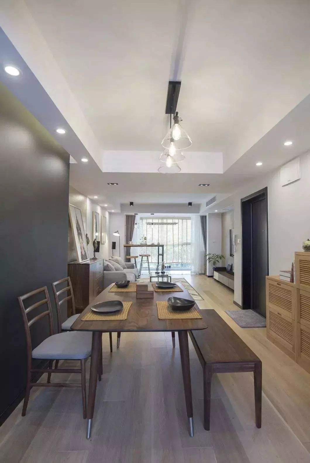 无玄关进门餐厅和客厅怎么做鞋柜,入户过道窄又长怎么设计玄关鞋柜