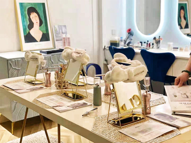 体验悦嘉丽JoyCourse拥有不修片的好皮肤