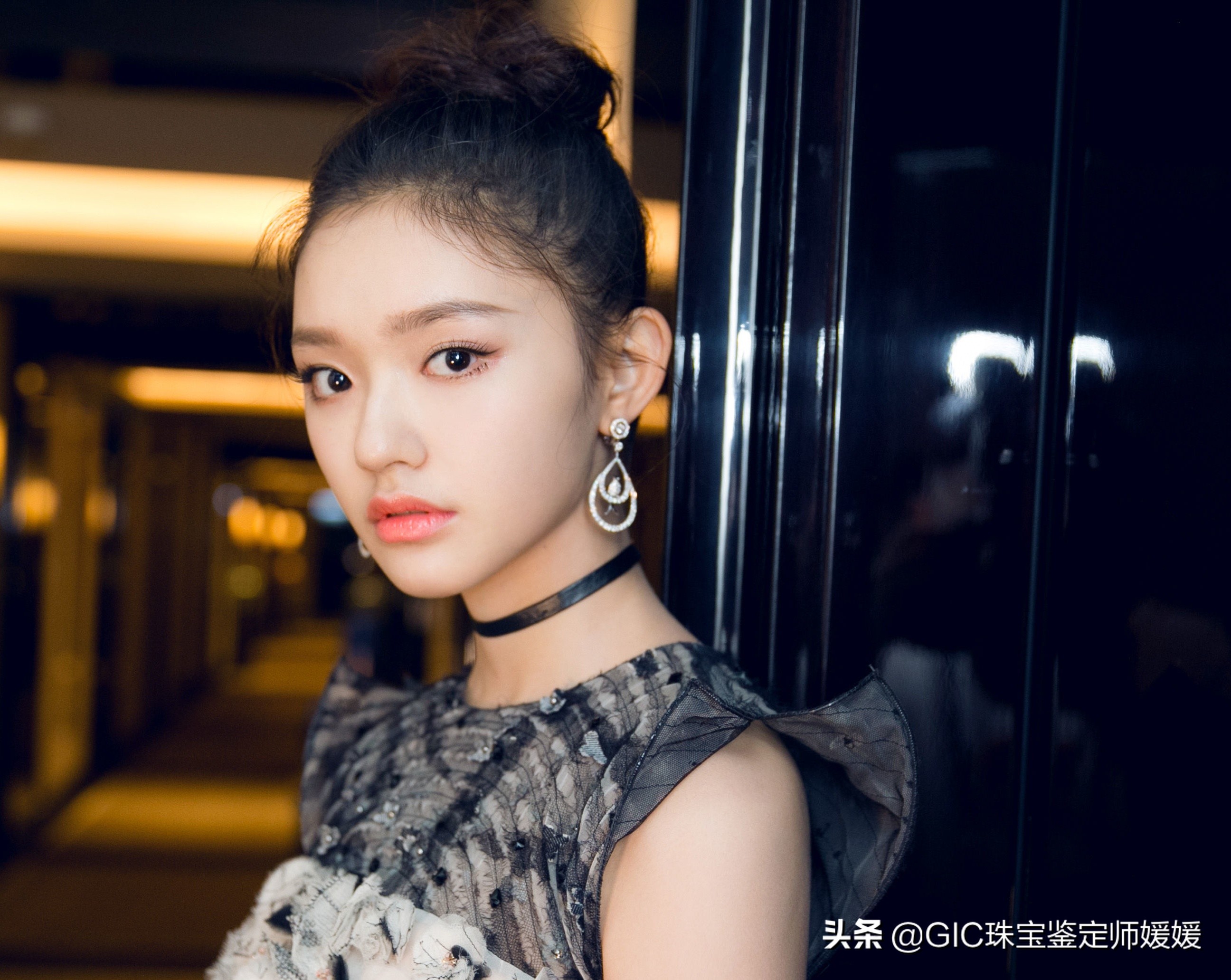 林允现身烈焰红唇,林允惊喜现身