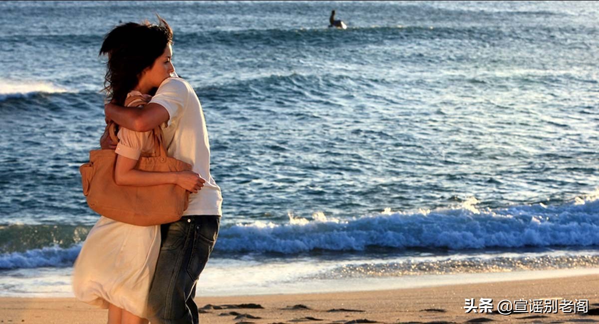 夏日七夕，看王菲+郑秀文+小李子...海滩电影的浪漫小确幸