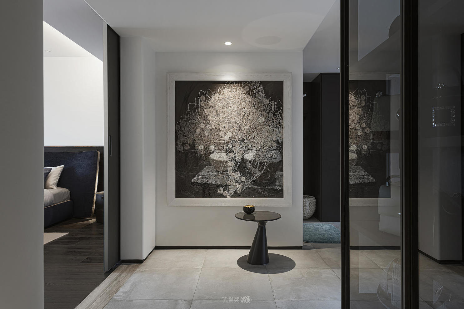 设计师梁彬：成都246㎡宁静致雅，黑与白交错空间