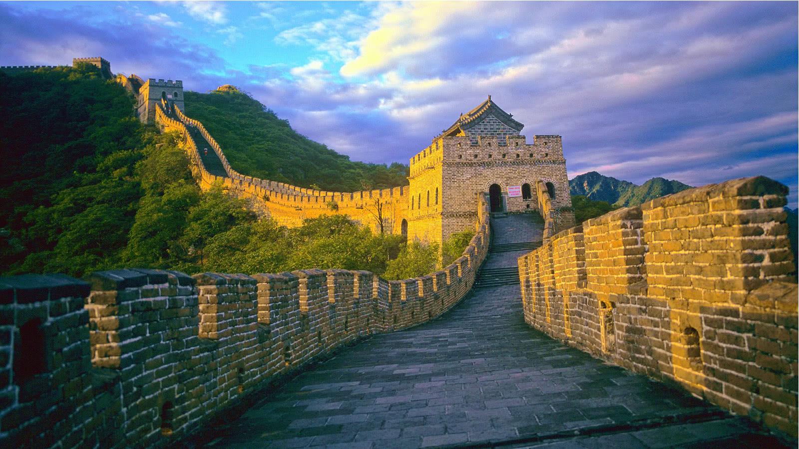 探索中华文明演进历程,简述中华文明的特征及发展历程