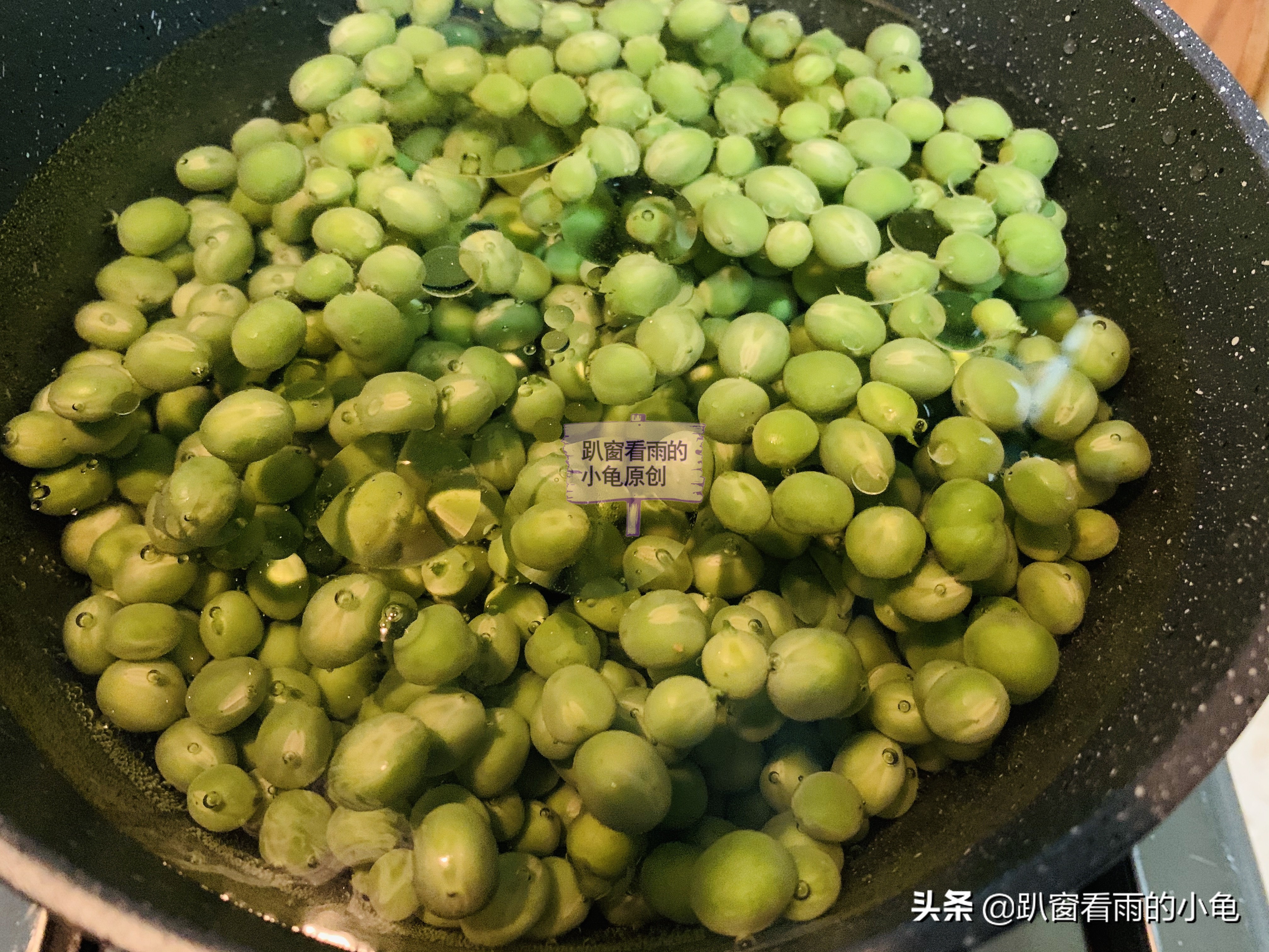 青豌豆怎么做出来好吃,青豌豆怎么做好吃不上火