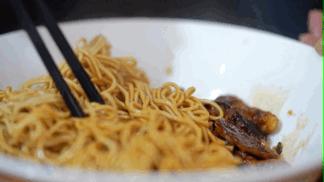 柴火灶铸铁大锅,大铁锅炖羊肉面