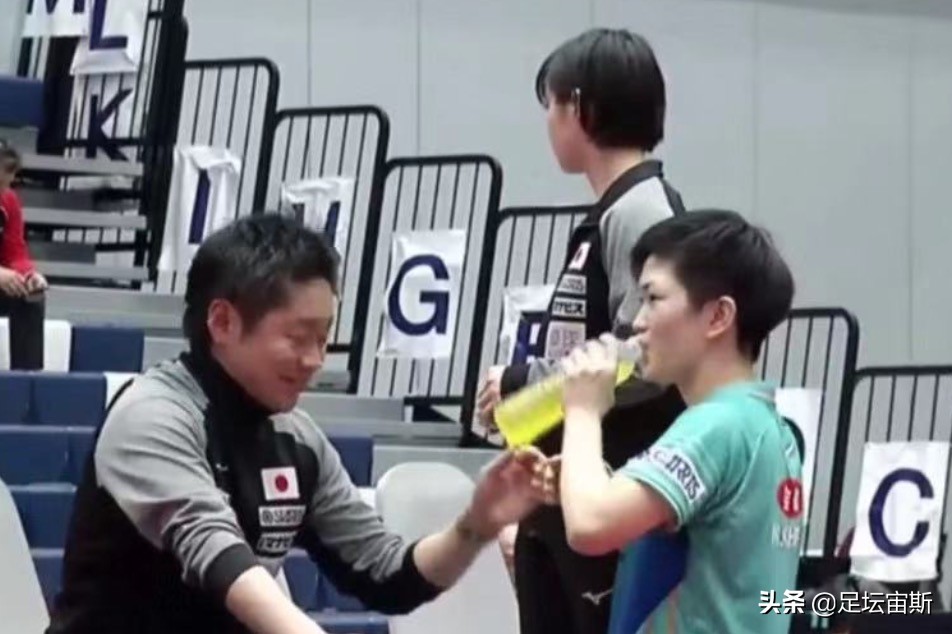 国乒女团3-2击败日本孙颖莎回放,20岁国乒小魔王孙颖莎晋级8强