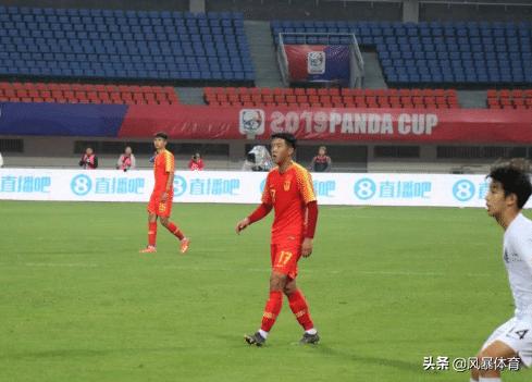 熊猫杯韩国夺冠,熊猫杯韩国侮辱奖杯球员是谁