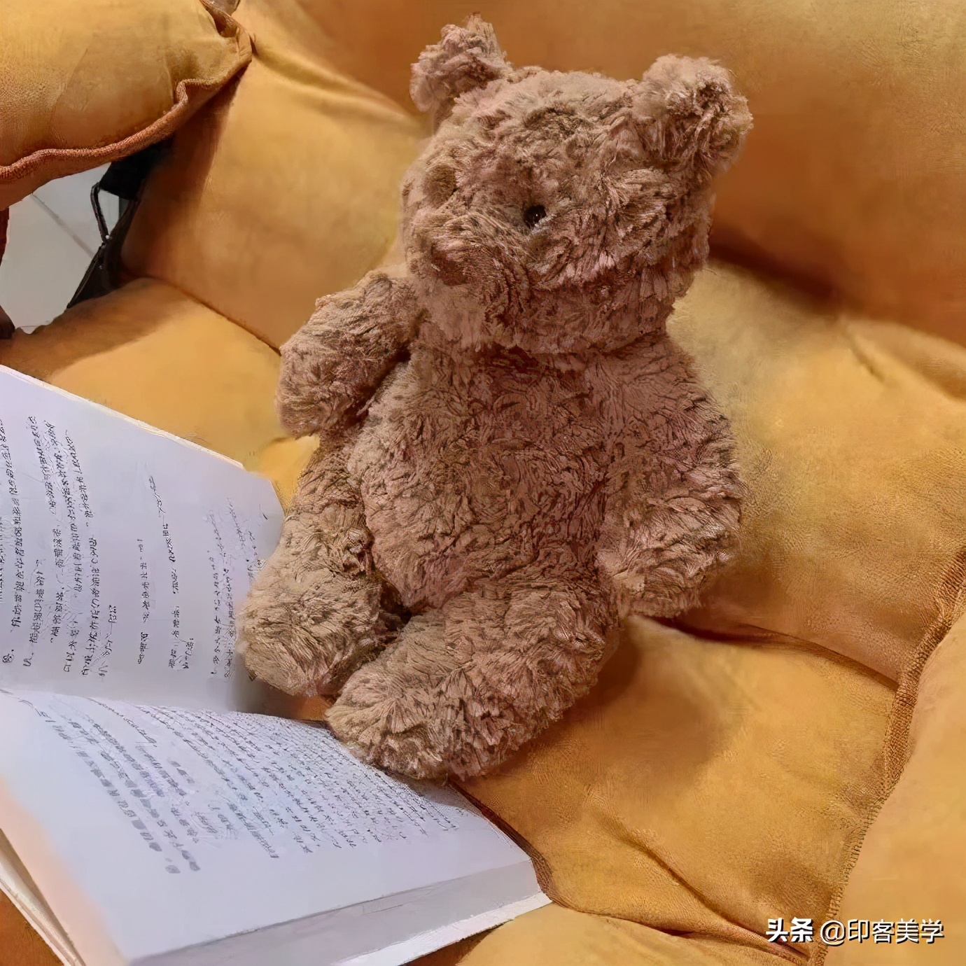 “萌物”，正在掏空年轻人的钱包