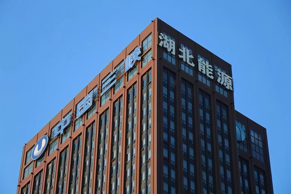 翩若惊鸿宛如游龙楷书,翩若惊鸿婉若游龙原唱