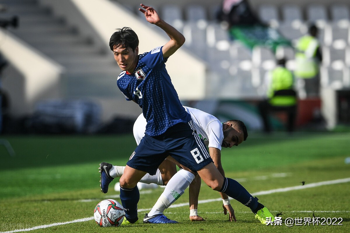 日本男足不敌阿曼,12强赛日本男足