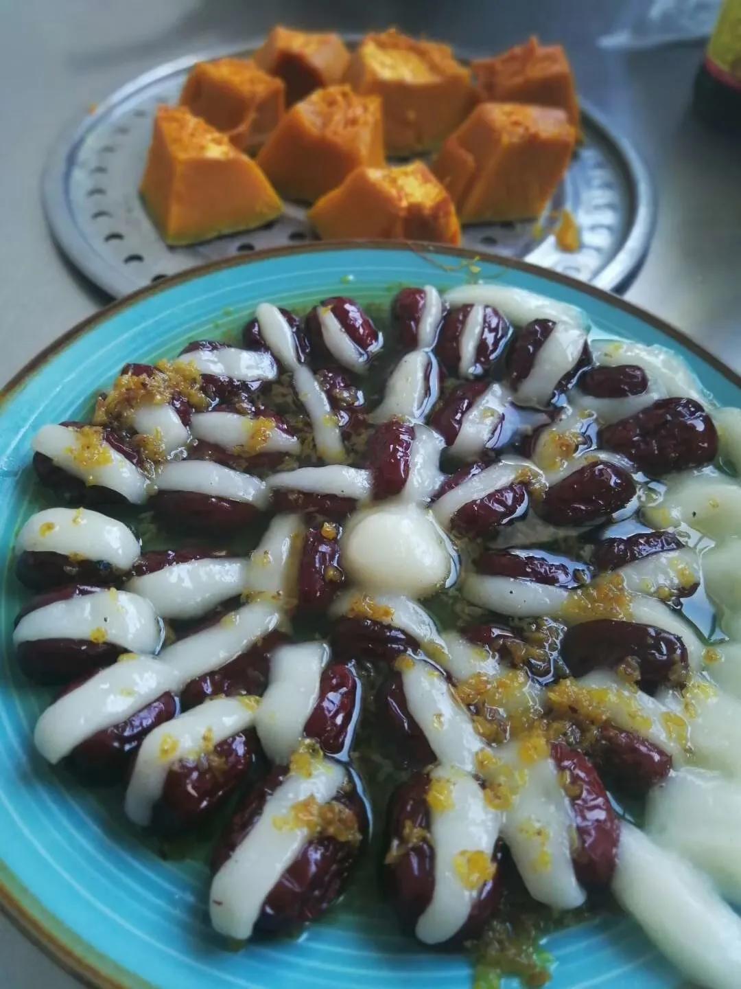 一家三口在大理租房,一家三口的田园生活