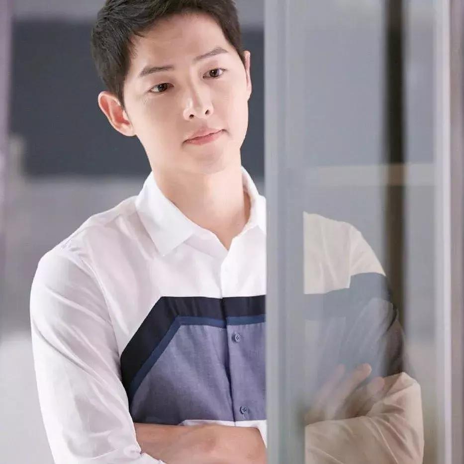 看宋慧乔宋仲基婚后的面相变化,宋慧乔宋仲基离婚原因深度解析