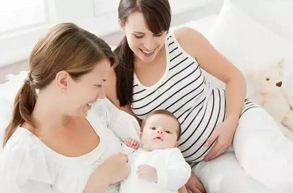 顺产宝妈怎么护理恶露,顺产产后护理及观察要点是哪些