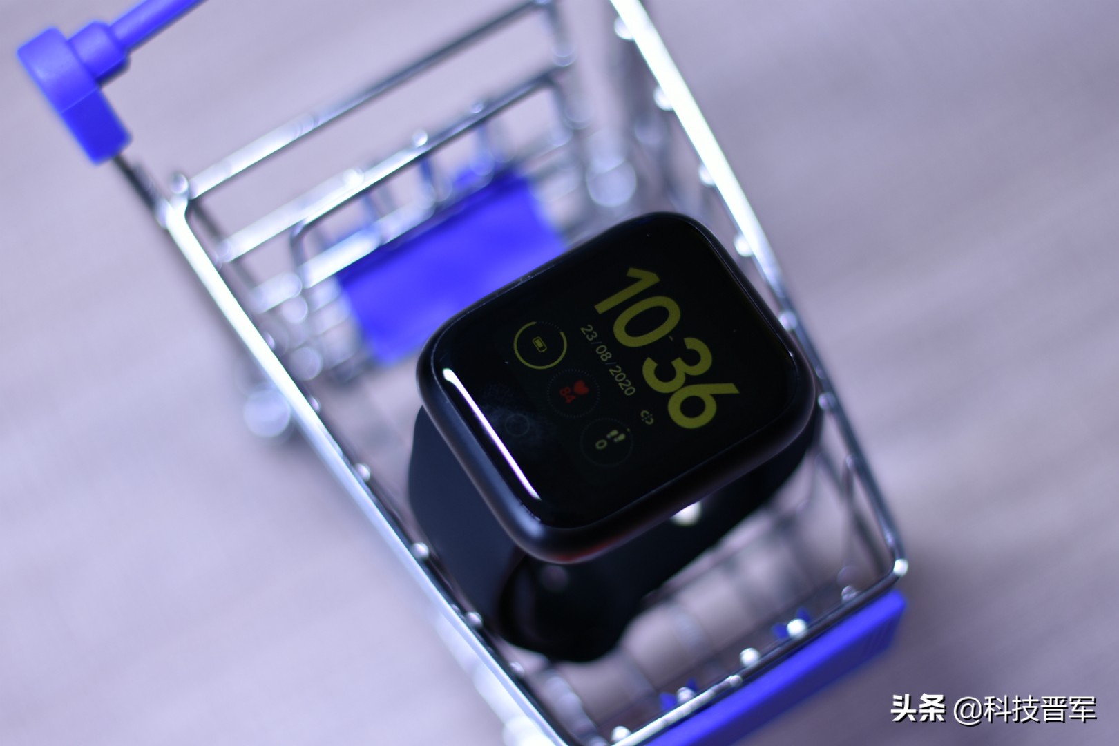 简悦智能手表好还是手环好,简悦智能手表的使用方法