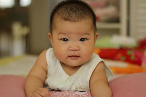 背古诗对孩子的危害,教孩子背唐诗还是宋词好