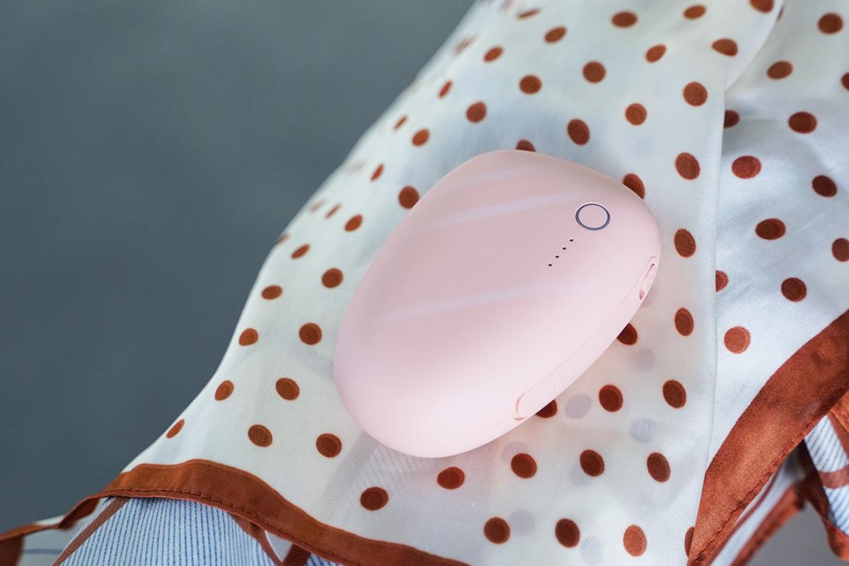 既能充电又能暖手的暖宝宝,既能暖手又能充电的充电宝