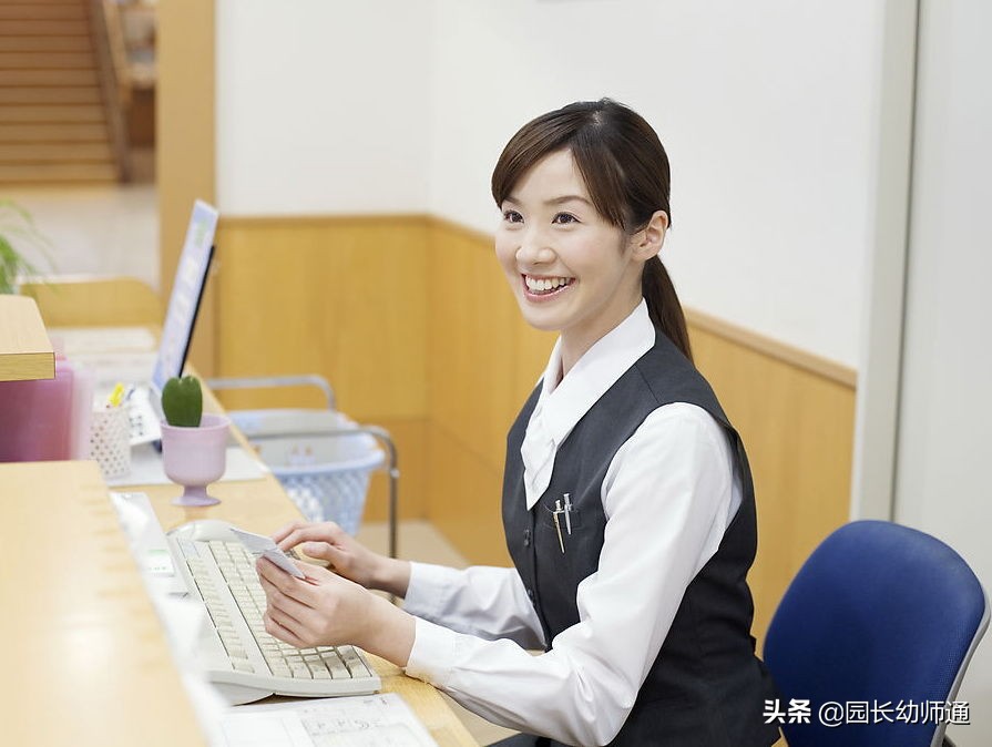 幼儿教师面试怎么自我介绍,幼儿教师面试怎么做自我介绍