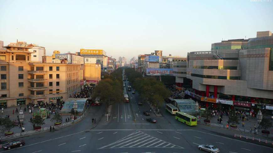 西安旅游必去的一条街,西安旅游文化街攻略