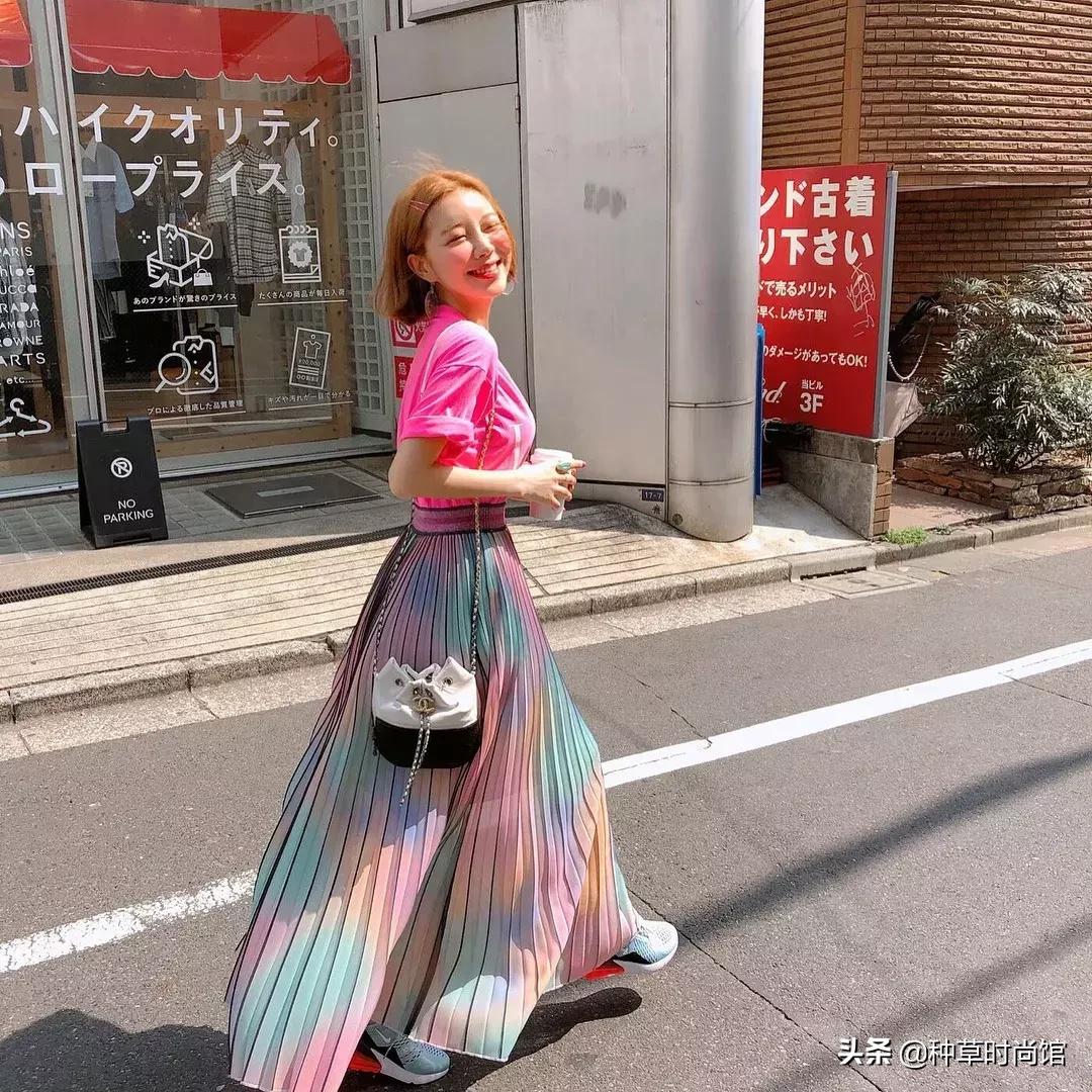 穿着阔腿裤上厕所怎么办,如何正确穿阔腿裤