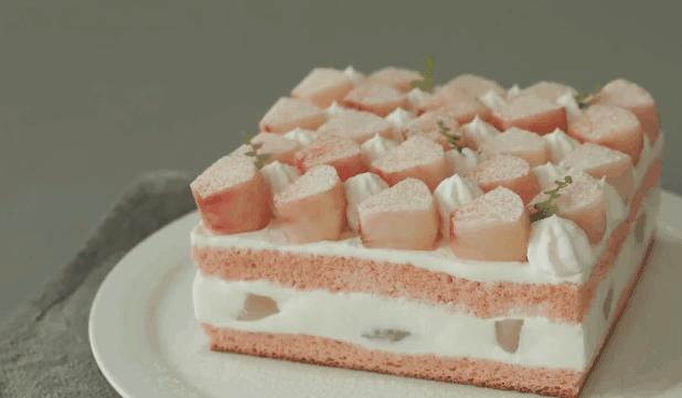 高颜值水蜜桃蛋糕图片 (高颜值水蜜桃星空蛋糕)