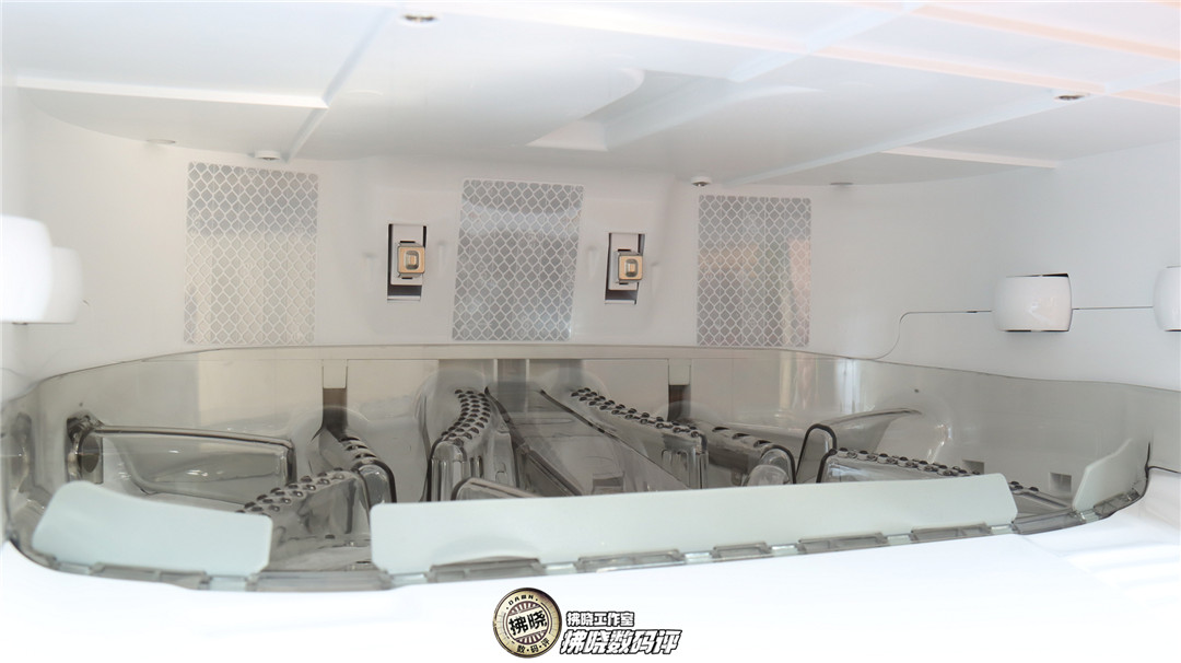 自己洗拖布的机器人,云鲸智能扫拖一体机器人怎么样