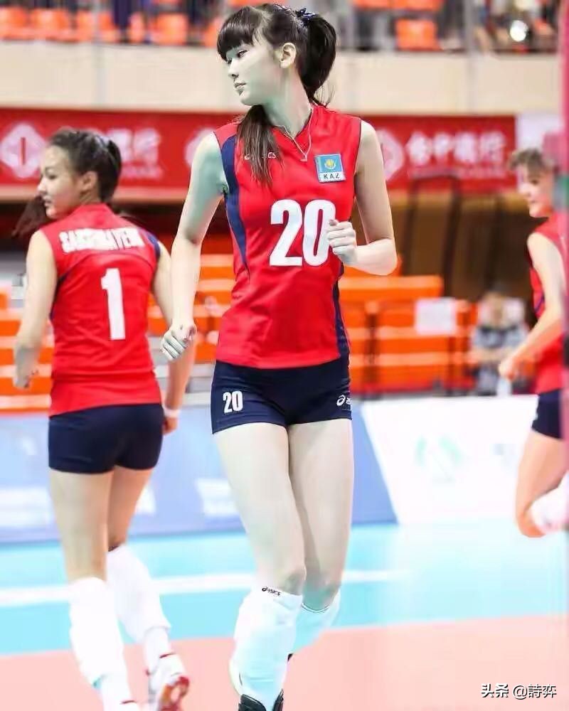 排球女生腿长,排球美少女