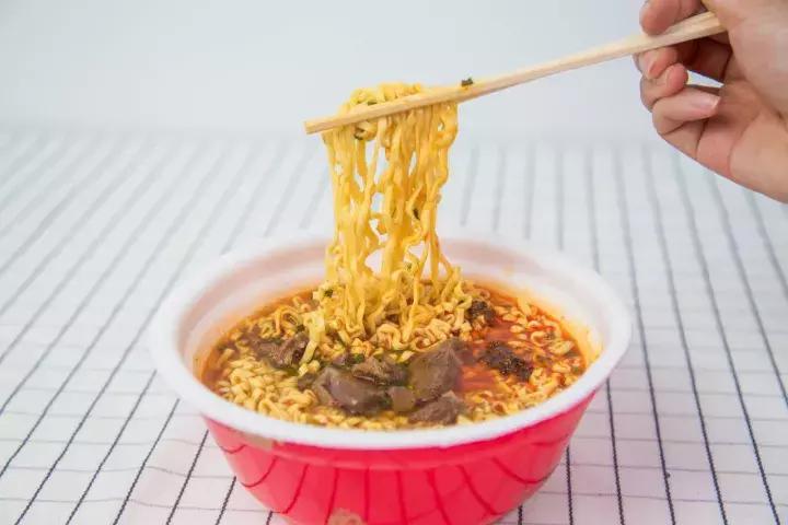 90后南京工资多少正常,90后南京一个月开销