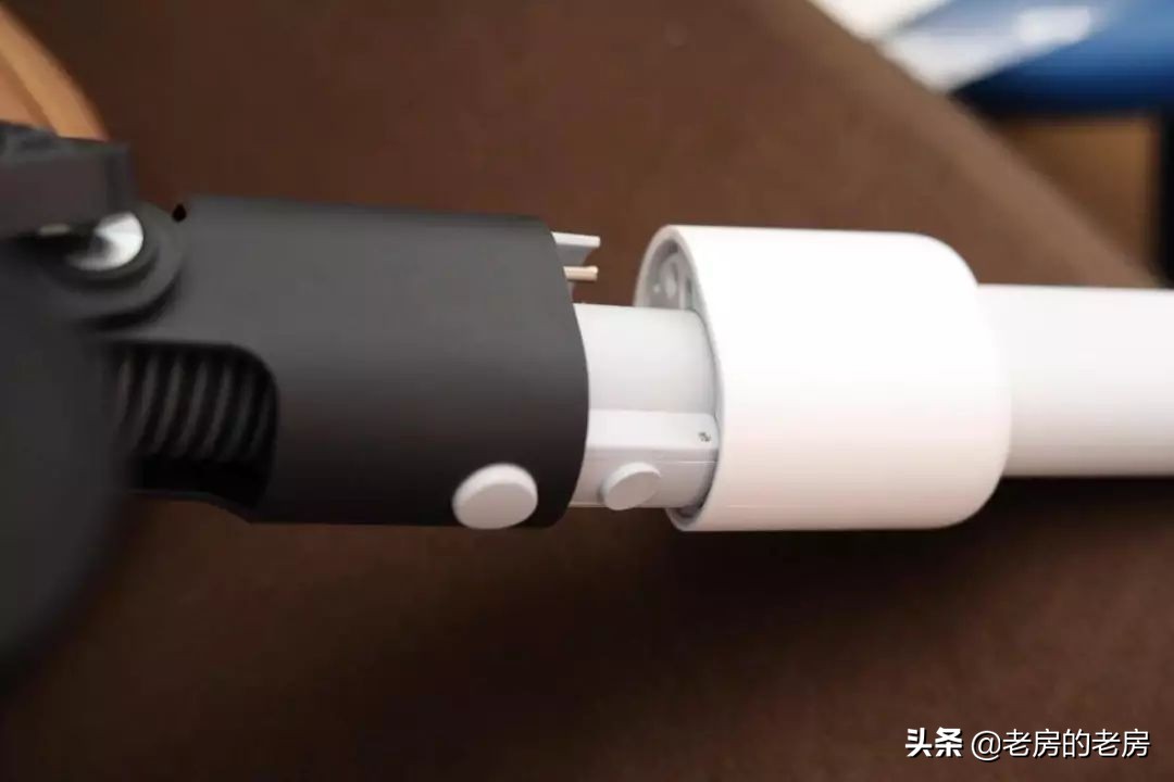 吸拖一体吸尘器和戴森,戴森洗脱一体吸尘器测评