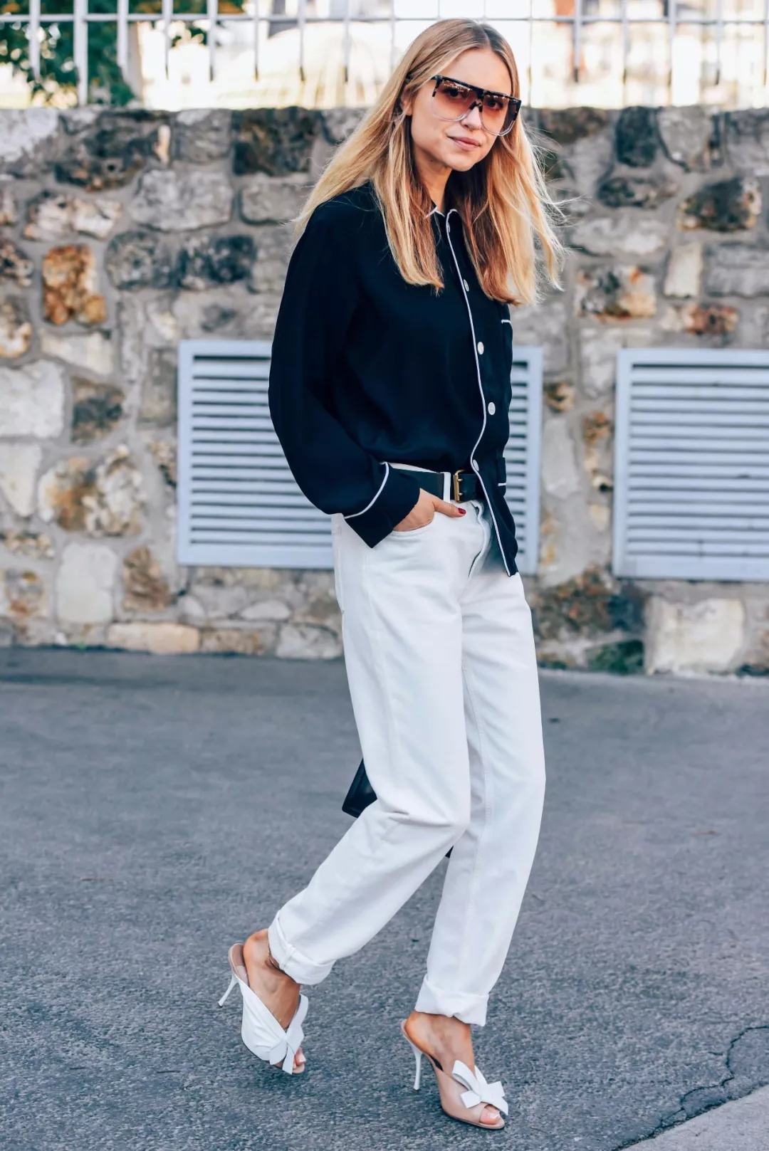 不同的脚型适合什么样的凉鞋,女人脚宽夏季怎样选适合的鞋子