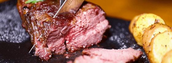 重庆第①家正版餐酒博物馆来了！1000+酒水，50+简餐，嗨翻16h