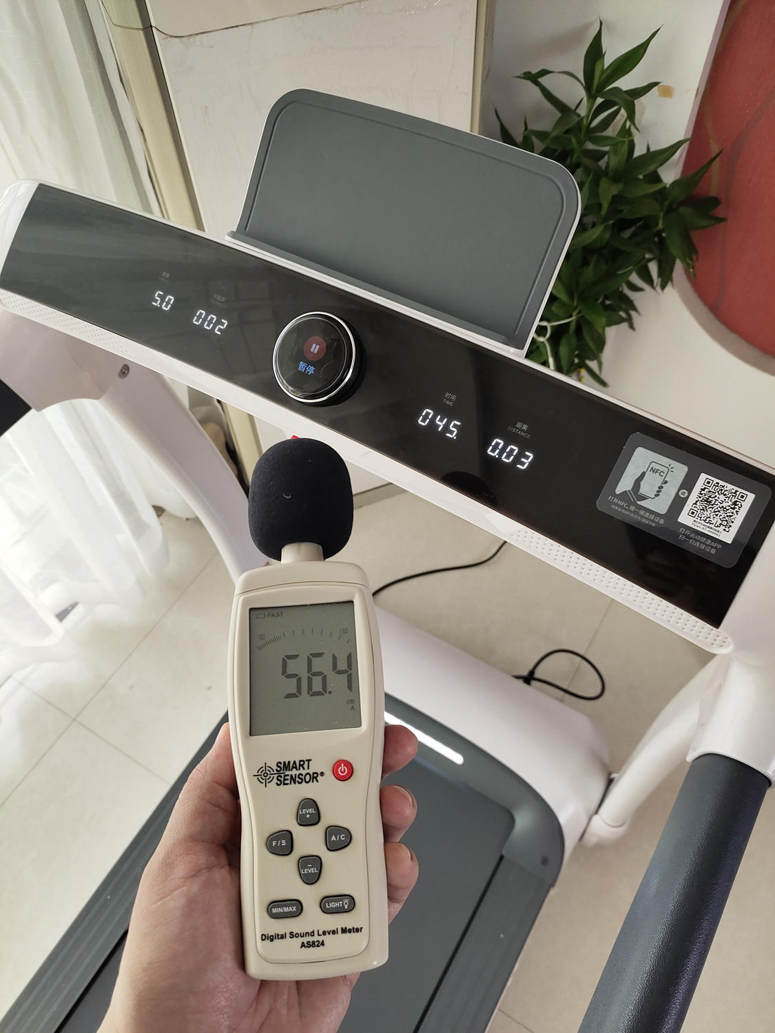 亿健精灵s7跑步机和亿健精灵pro,宅在家也能运动