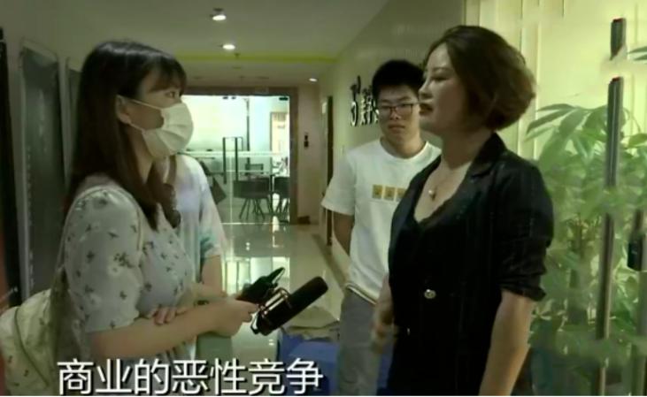 花数万买的“神奇内衣”，能平胃、平背、丰胸？姑娘一穿就想退