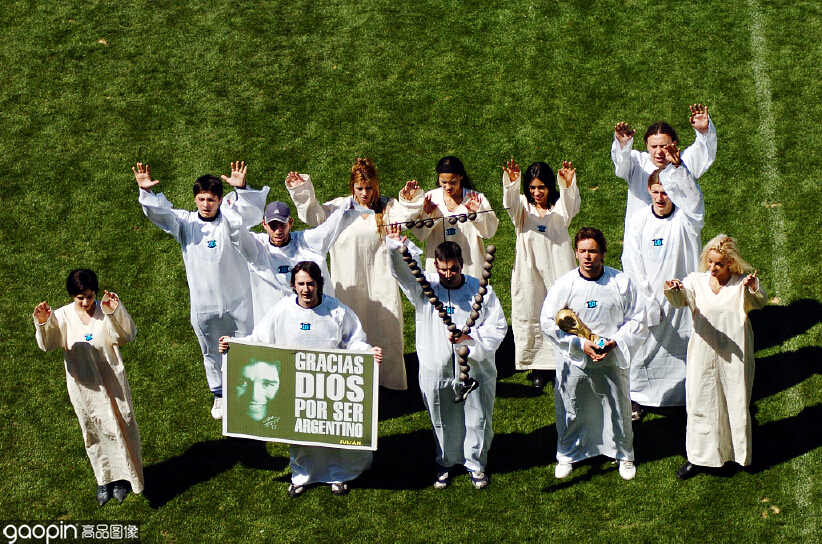 传奇球王贝利电影完结,足球传奇球王去世