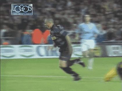 传奇球员过人,盘点球员们他们进球的招牌动作