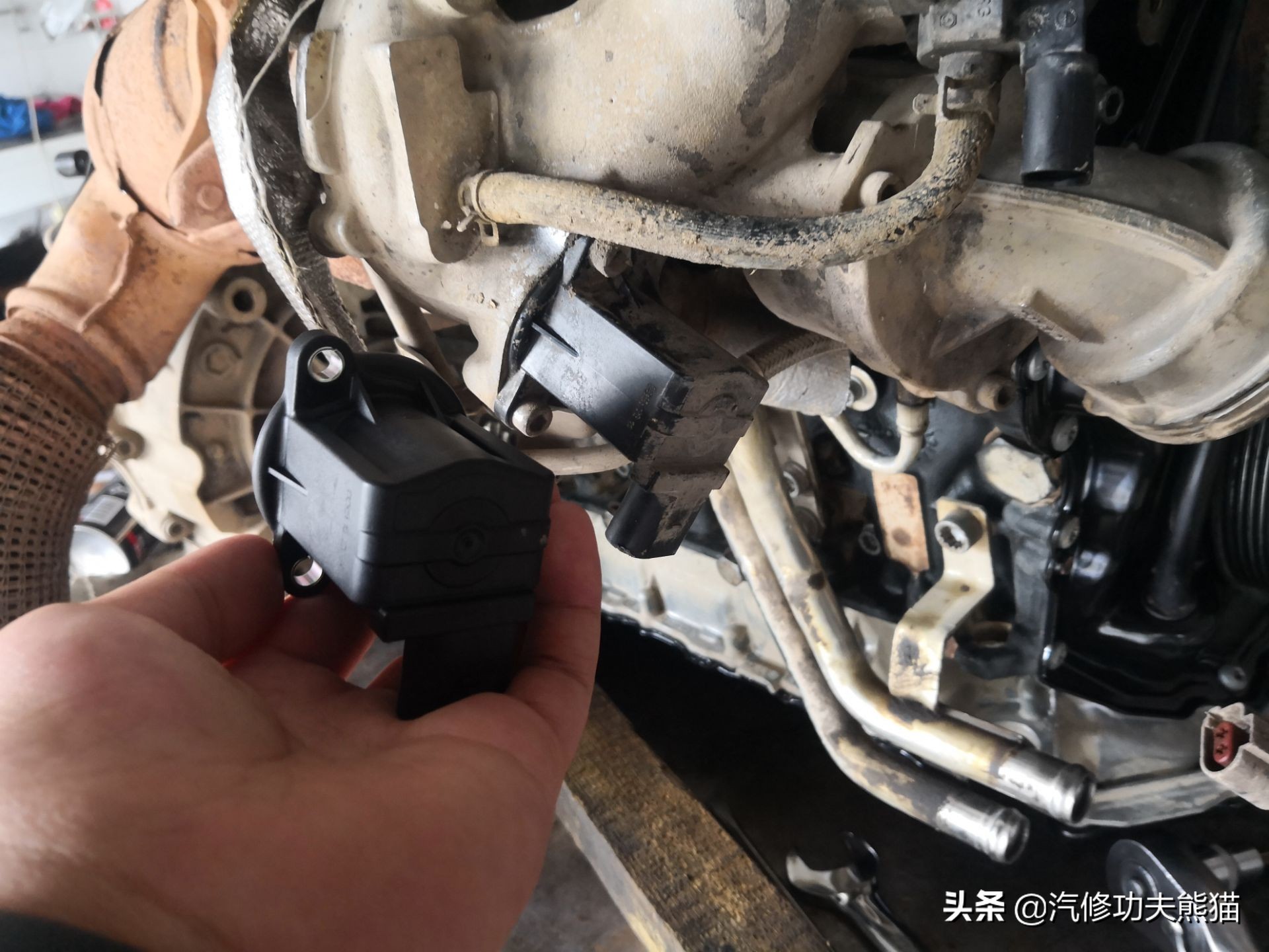 大众夏朗烧机油维修汕头,夏朗烧机油大修多少钱