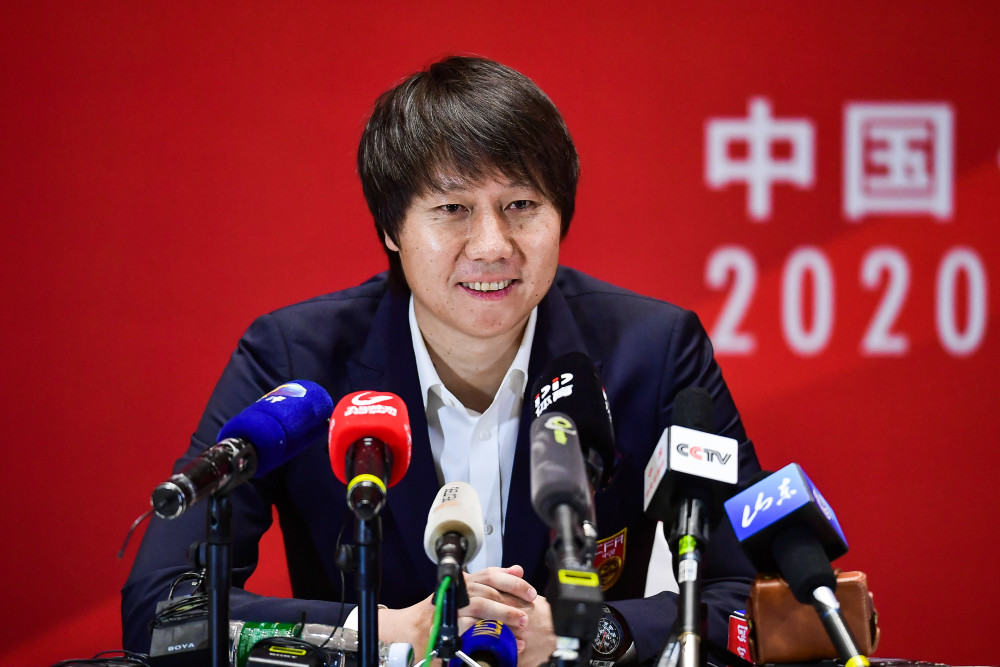 国足李铁带队的比赛,李铁执教国足阵容