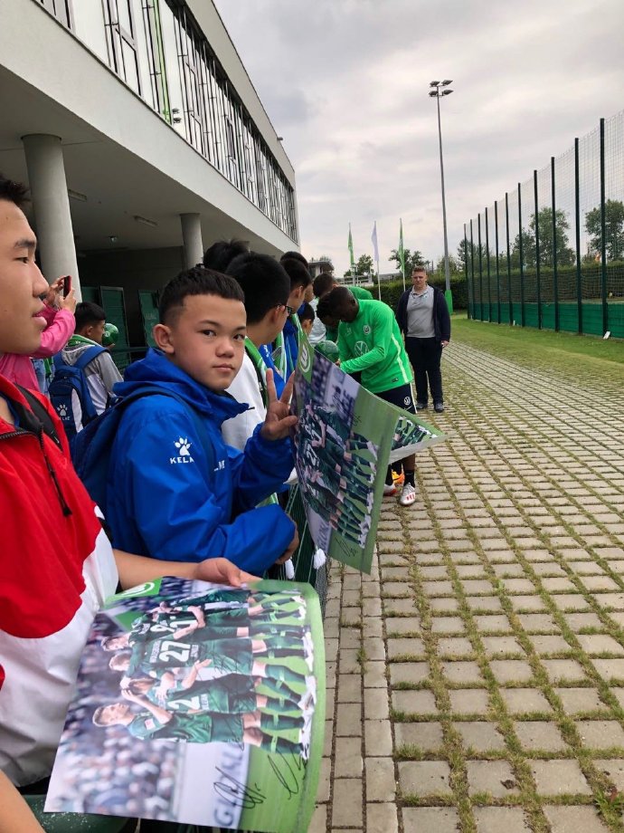 18岁封闭式足球训练营,沃尔夫斯堡足球青训中心