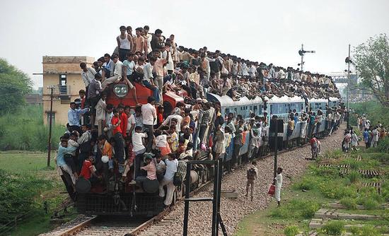 印度决心在边境搞事,却被迫买对手的防弹衣,巴网友:丢人现眼