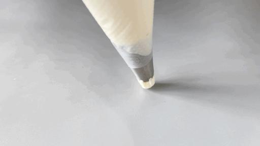 教人如何裱花视频讲解教程,蛋糕裱花必须知道的几种表现手法