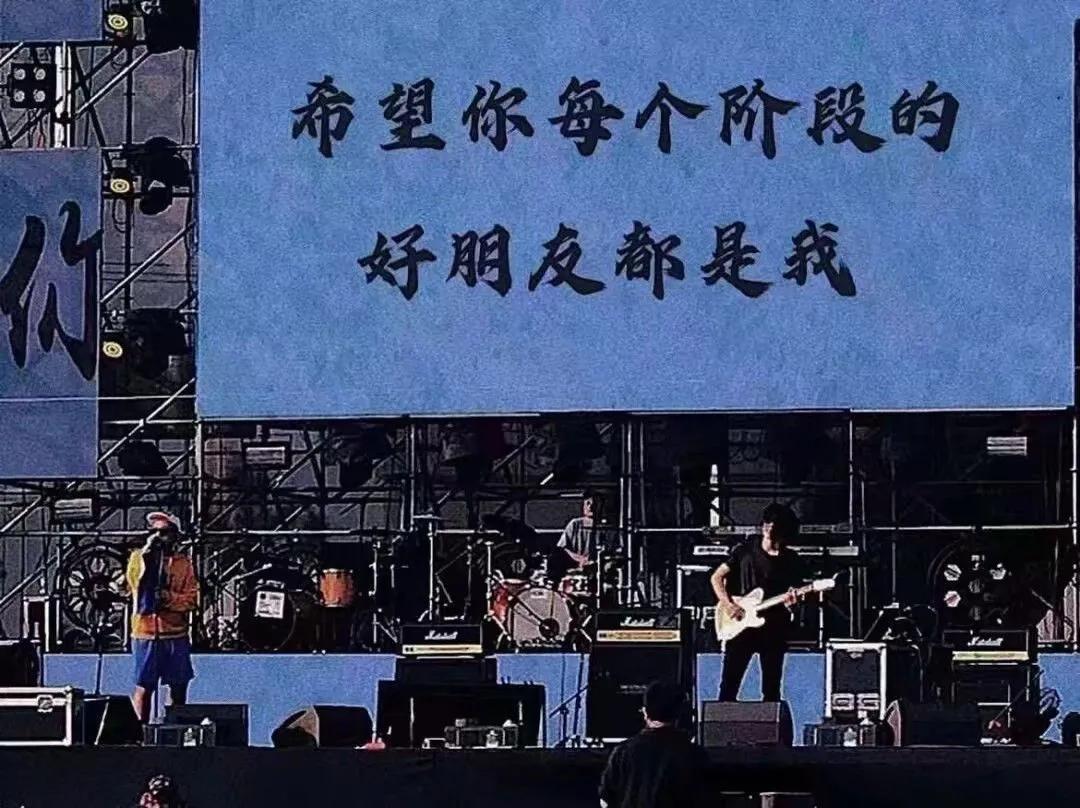 宇航员动态壁纸高清全屏120帧竖屏,太空壁纸高清4k宇航员火箭卡通